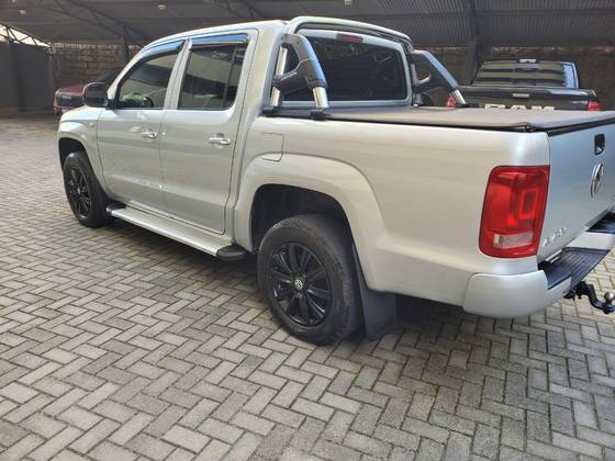 VOLKSWAGEN AMAROK 2.0 TRENDLINE 4X4 CD 16V TURBO INTERCOOLER DIESEL 4P MANUAL